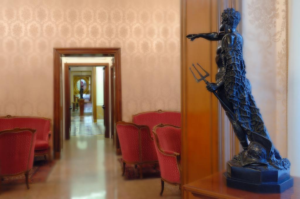 ホテル ジュリオ チェザーレ ローマ エクステリア 写真